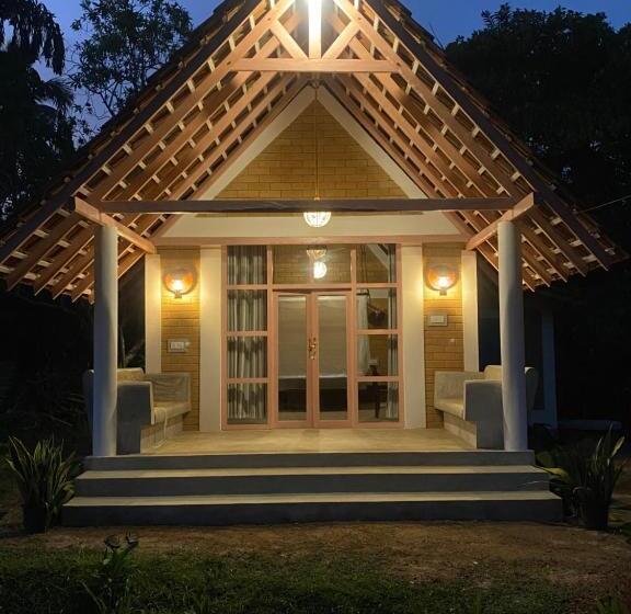 Hotel Summer Bell Midigama