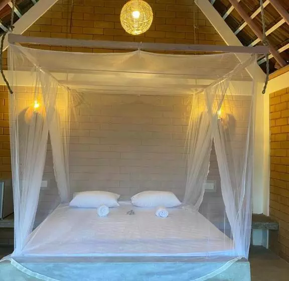 Hotelli Summer Bell Midigama