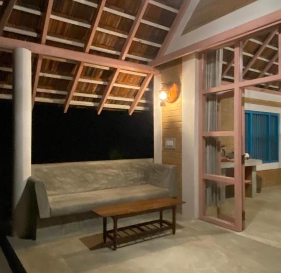 Hotel Summer Bell Midigama