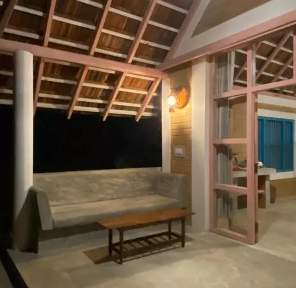 Hotelli Summer Bell Midigama