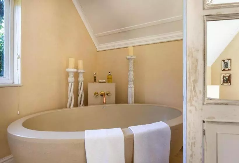 Majatalo Devon Castle Orchard Cottage