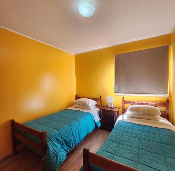 פנסיון Hospedajes El Bosque