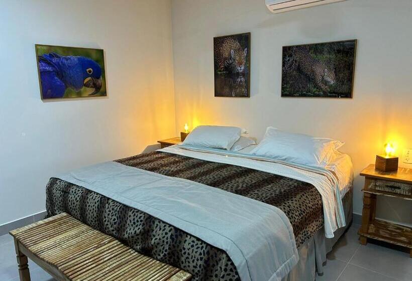 هاستل Villa Lorita   Suíte Pantanal