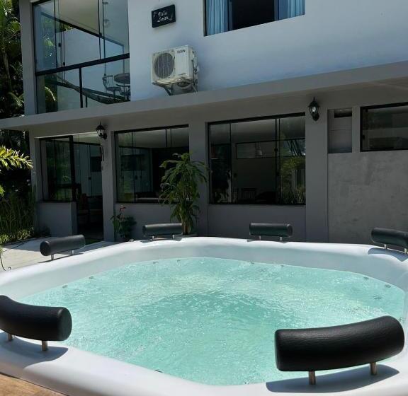 هاستل Villa Lorita   Suíte Pantanal