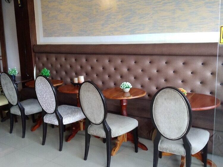 Buenas J Hotel And Spa