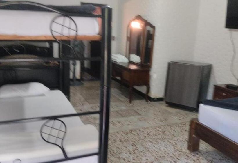 Hotel Campestre Alto De Las Aves