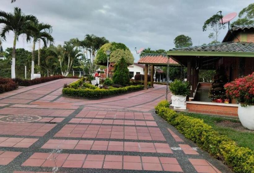 Hotel Campestre Alto De Las Aves