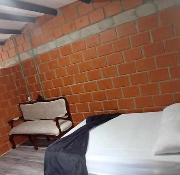 Hotel Campestre Alto De Las Aves