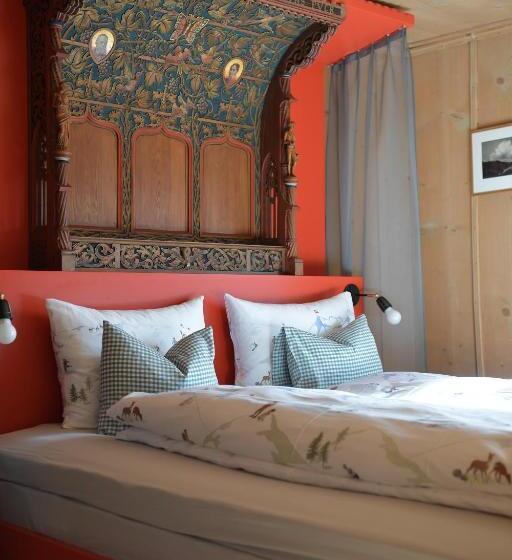 בית מלון כפרי Casa Fausta Capaul