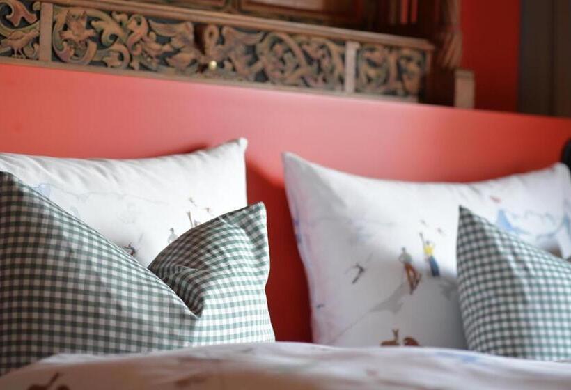 בית מלון כפרי Casa Fausta Capaul