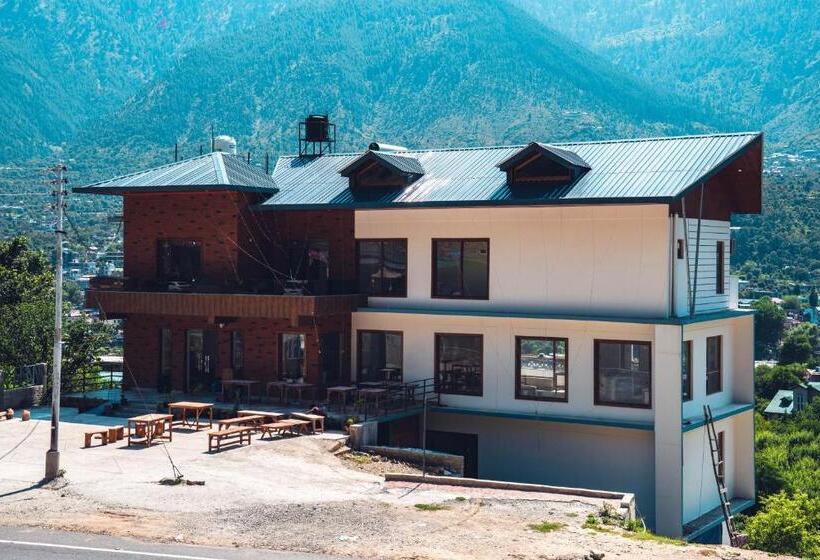 هتل Clover Inn By Offlimit Homes