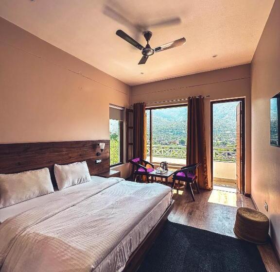 هتل Clover Inn By Offlimit Homes