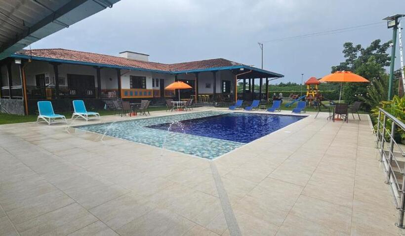 هتل Puente Iglesia