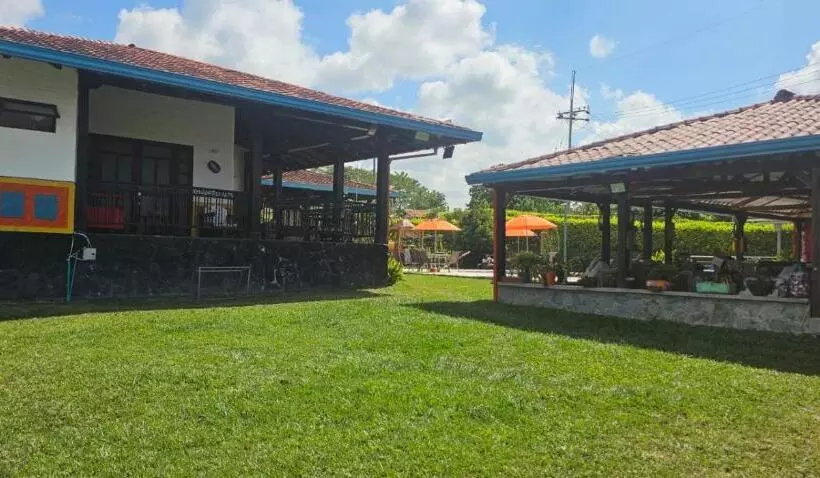 ホテル Puente Iglesia