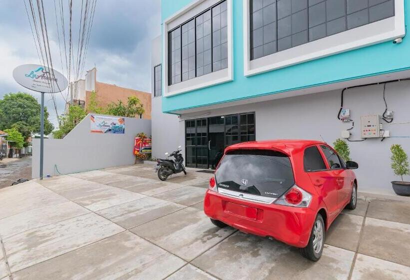 Hotel Reddoorz Plus @ La Asiana Guest House