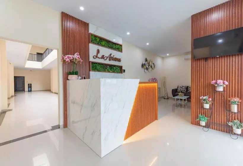 Hotelli Reddoorz Plus @ La Asiana Guest House