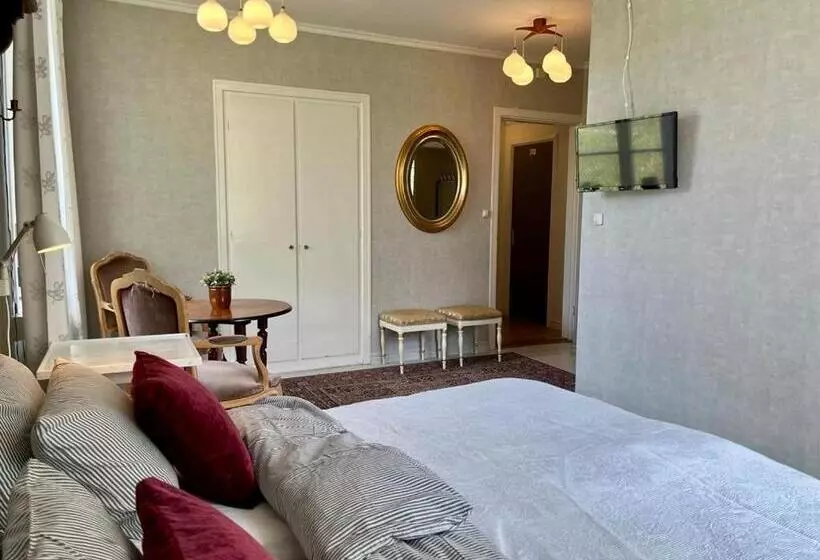 Lidhem Herrgård. Bed & Breakfast Och Mindre Lägenheter