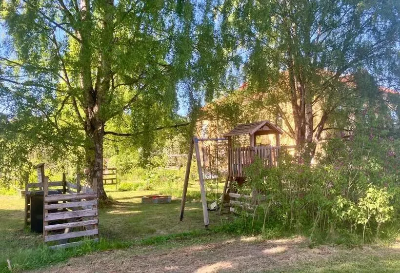 Lidhem Herrgård. Bed & Breakfast Och Mindre Lägenheter