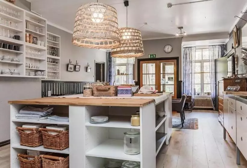 Lidhem Herrgård. Bed & Breakfast Och Mindre Lägenheter