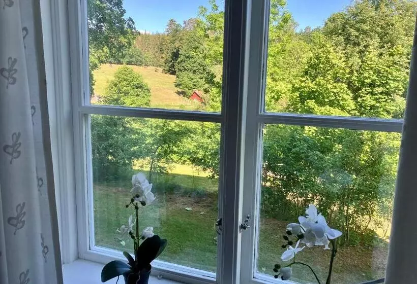 Lidhem Herrgård. Bed & Breakfast Och Mindre Lägenheter