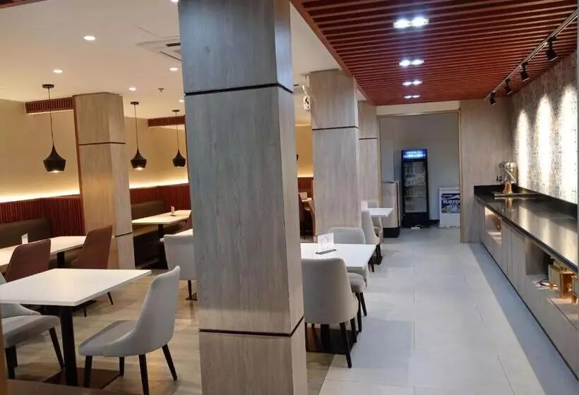 Mc Hotel Fairview
