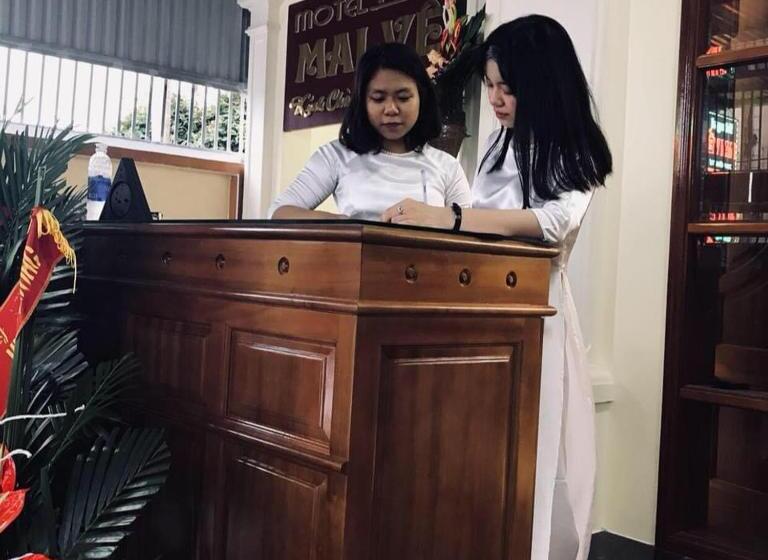 مُتل Nhà Nghỉ 1061