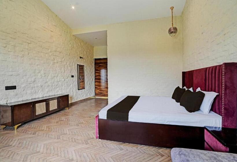 Flagship Govind Dham Hotel And Resort