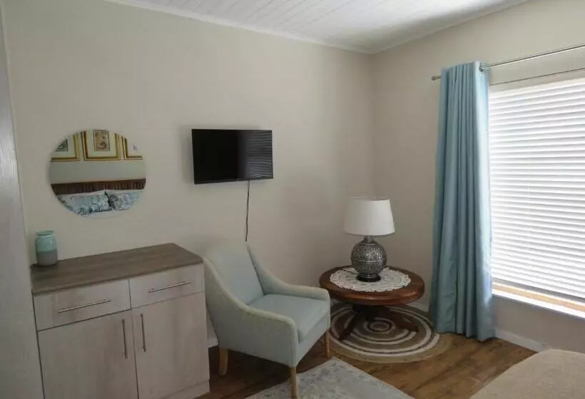 پانسیون Avo Tree Guesthouse