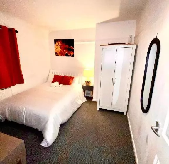 پانسیون Relaxing Suite Nottingham Room