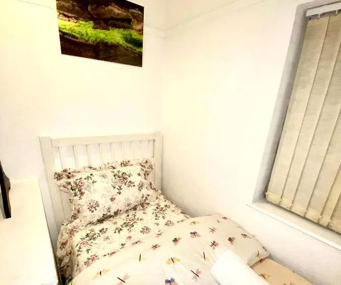 پانسیون Relaxing Suite Nottingham Room