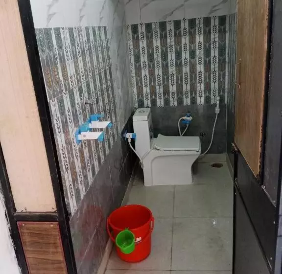 Majatalo Op Krishna Home Stay