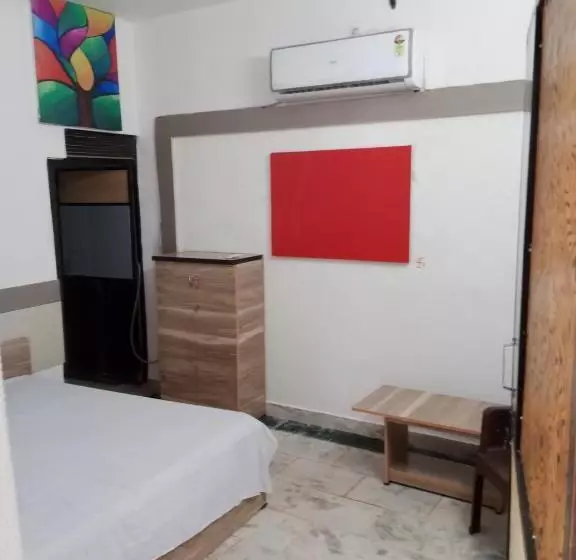 Majatalo Op Krishna Home Stay