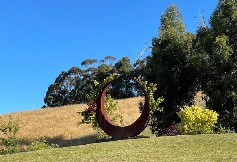 Пансион The Hill House Panorama