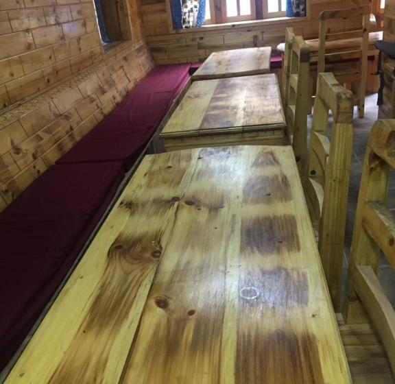 پانسیون Tribeni Lodge Restaurant And Bar