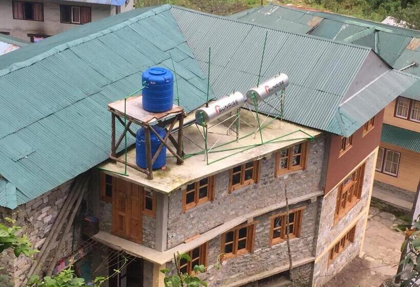 پانسیون Tribeni Lodge Restaurant And Bar