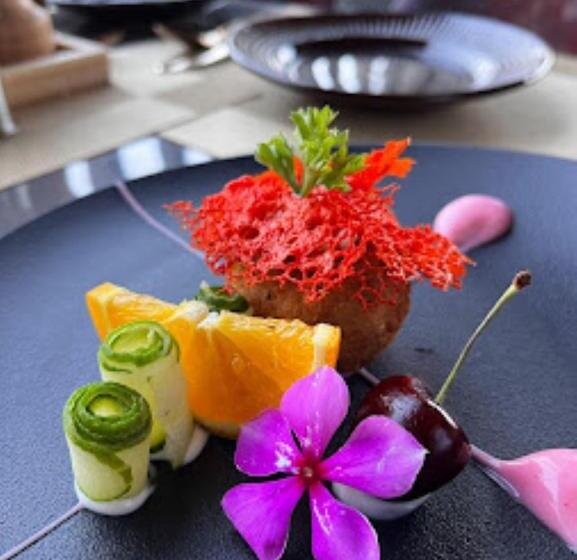 Red Orchid Hotel Kanpur