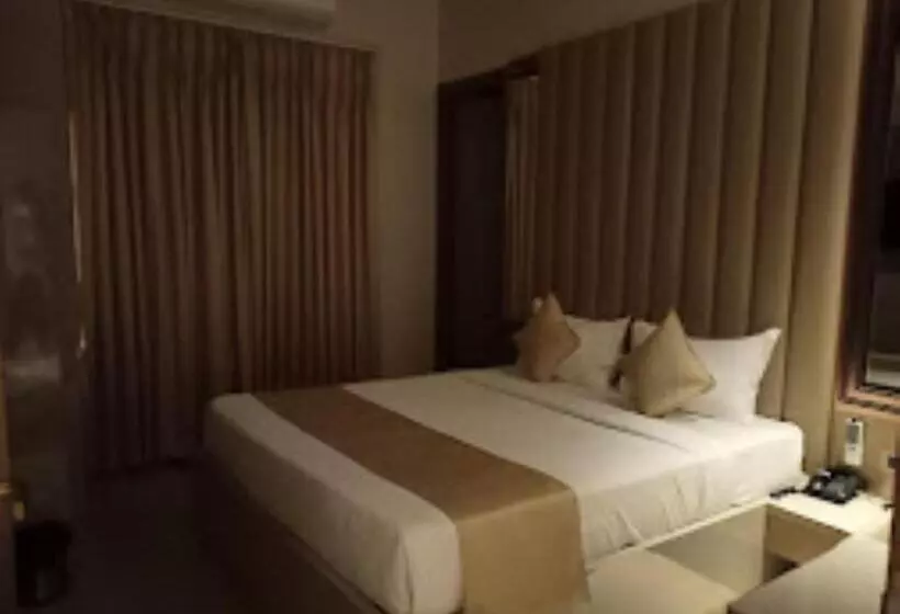 Red Orchid Hotel Kanpur