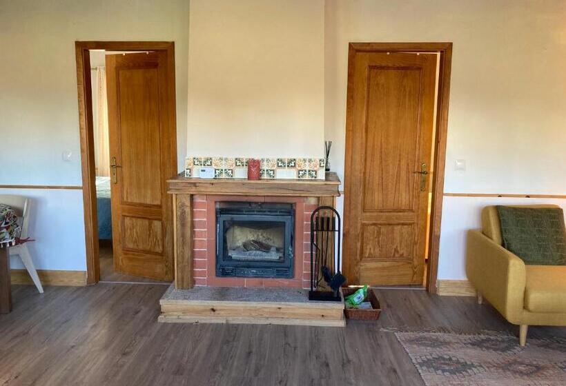 צימר A Casa Amarela Guesthouse