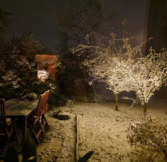 Aamiaismajoitus (B&B) Huisjeaandedinkel