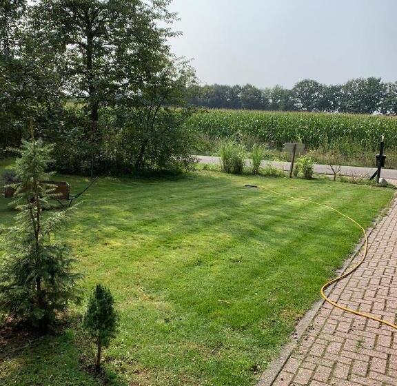 צימר Huisjeaandedinkel