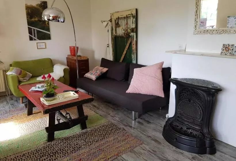 Aamiaismajoitus (B&B) Huisjeaandedinkel