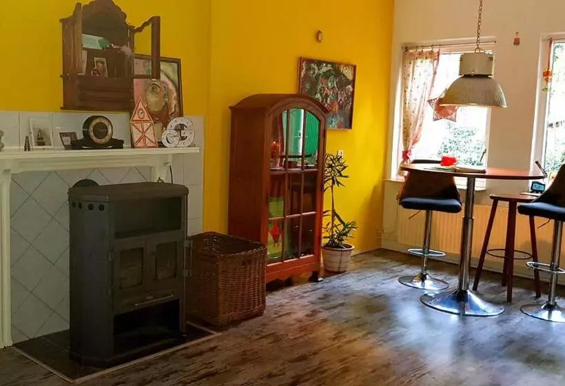 Aamiaismajoitus (B&B) Huisjeaandedinkel