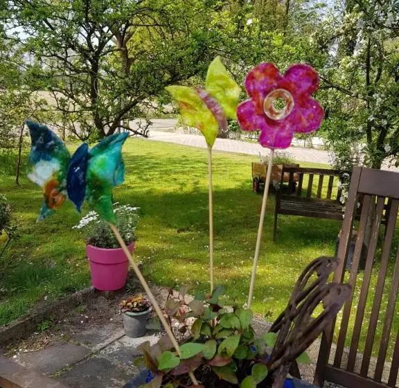 Aamiaismajoitus (B&B) Huisjeaandedinkel