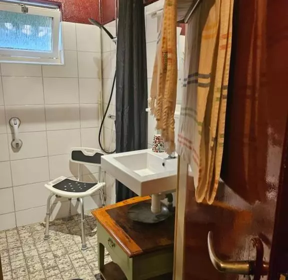 Aamiaismajoitus (B&B) Huisjeaandedinkel