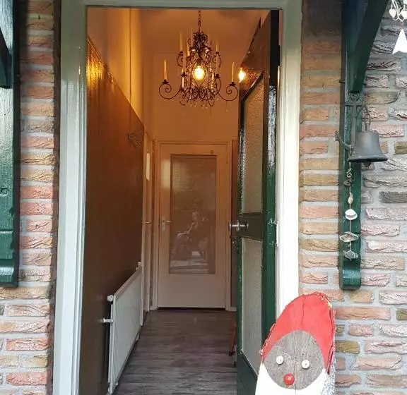 Aamiaismajoitus (B&B) Huisjeaandedinkel