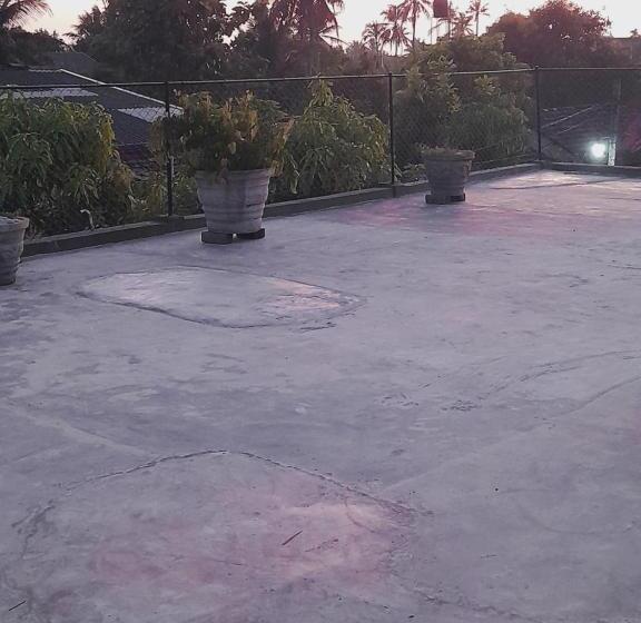 مبيت وإفطار Moon Deck Villa