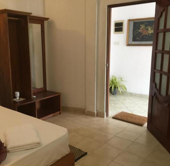 مبيت وإفطار Moon Deck Villa