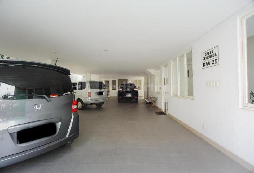 בית מלון כפרי Green Residence 25 Syariah Karawaci Redpartner