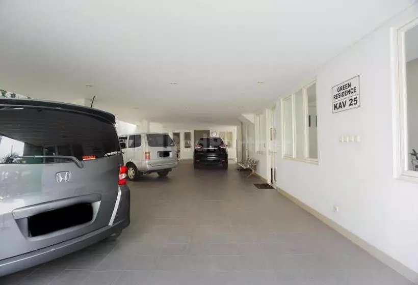 Hotelli Green Residence 25 Syariah Karawaci Redpartner