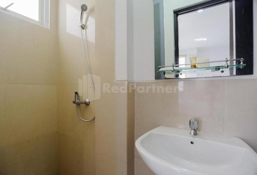 בית מלון כפרי Green Residence 25 Syariah Karawaci Redpartner